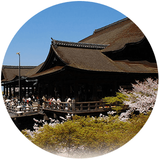 清水寺、八坂神社近在咫尺，位於京都觀光景點的正中央